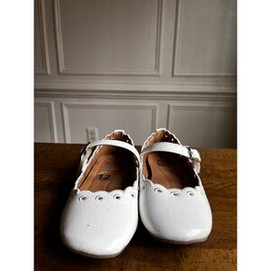 DV Dolce Vita White Girls Mary Jane Dress Shoes Size 12